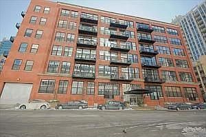 1st image of 525 W Superior St APT 229