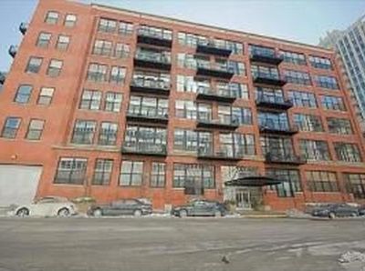 525 W Superior St APT 229, Chicago, IL, 60654