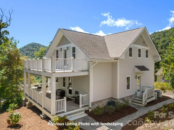 11 Lila Ln, Leicester, NC 28721