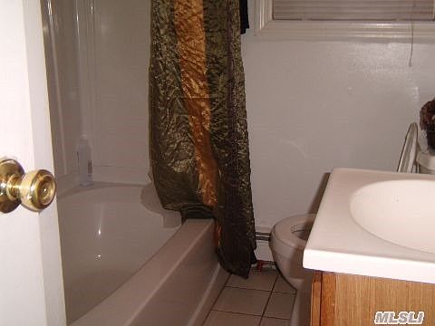 4th image of 1 Brook Ave