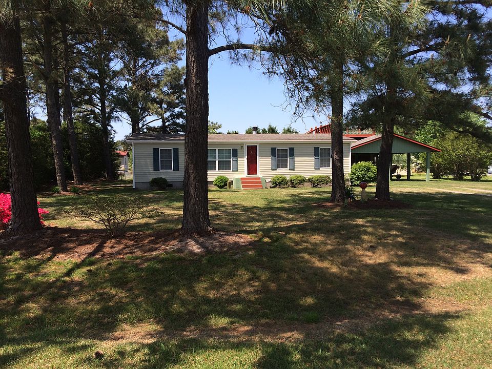 1st image of 137 Edgewater Dr