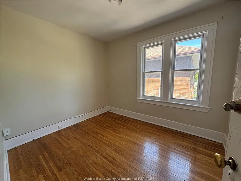 290 Vista Pl #4 — Photo 14