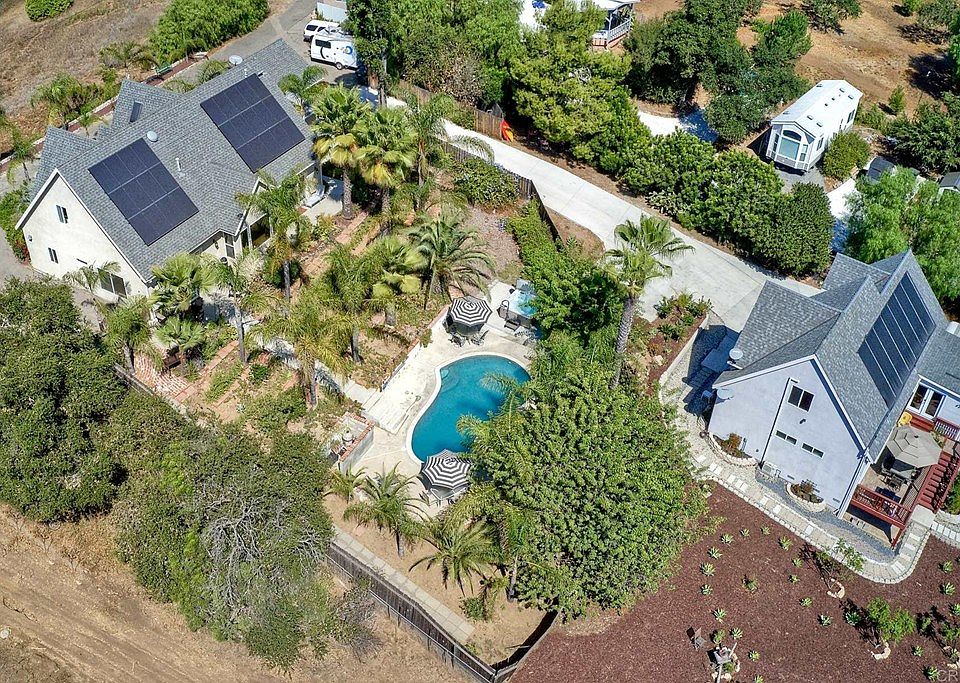 1st image of 2244 Alta Vista Dr