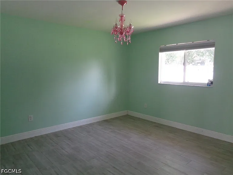 1320 SE 25th Ln — Photo 12