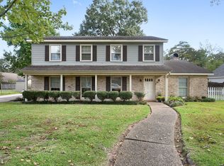 202 Oakwood Dr, Lafayette, LA 70503