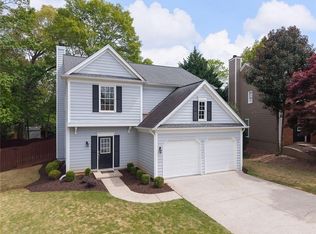 165 Farnworth Ln, Roswell, GA 30075