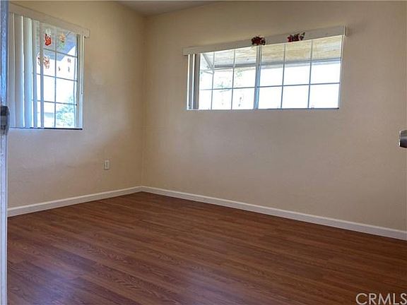 5th image of 3749 Foster Ave