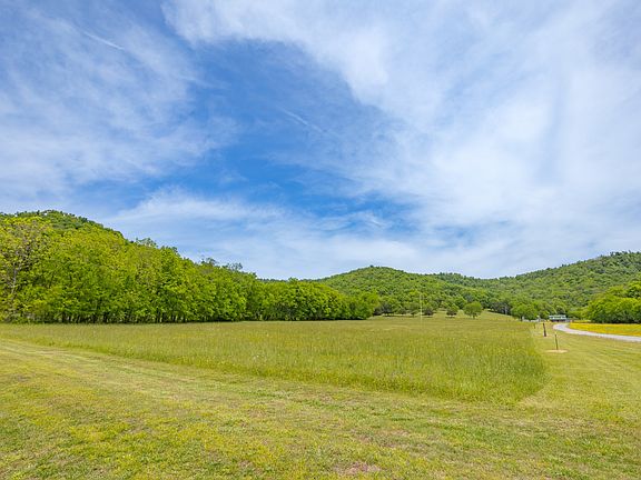 2nd image of 9701 Fox Hollow Rd