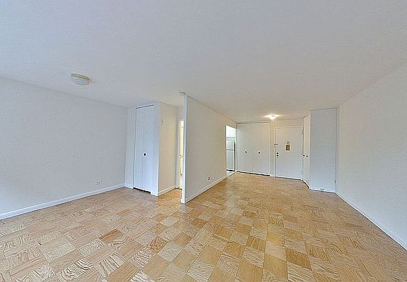 3rd image of 1470 1st Ave APT 2D