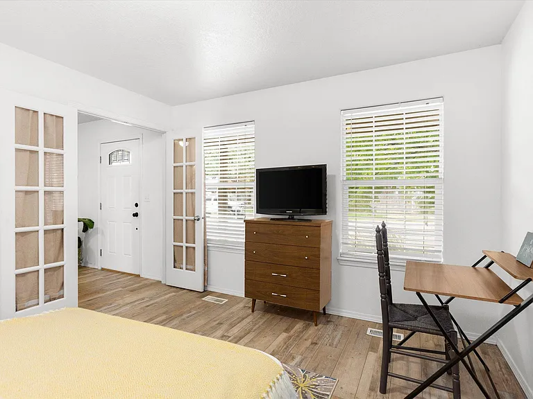 1392 W Chance Ct — Photo 21