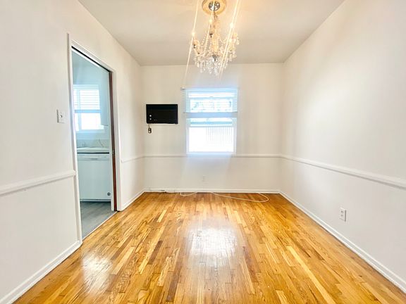 2nd image of 1326 N Vista St APT 6