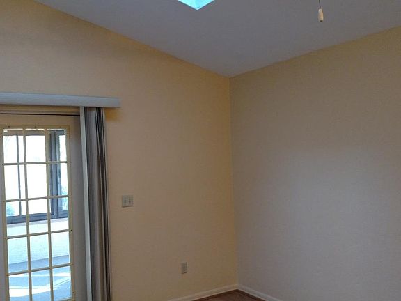 3rd image of 6133 Sequoia Dr