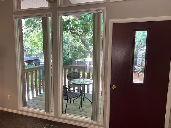 5th image of 2083 E Fardown Ave