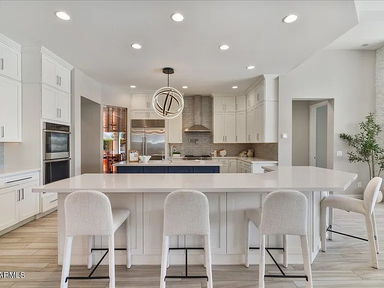 5543 E Beryl Ave — Photo 5