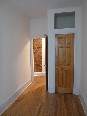 Rented by Bohemia Realty Group | media 16