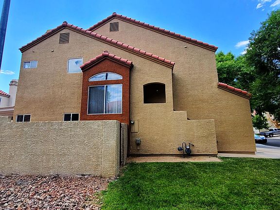4th image of 1653 Cloister Ave