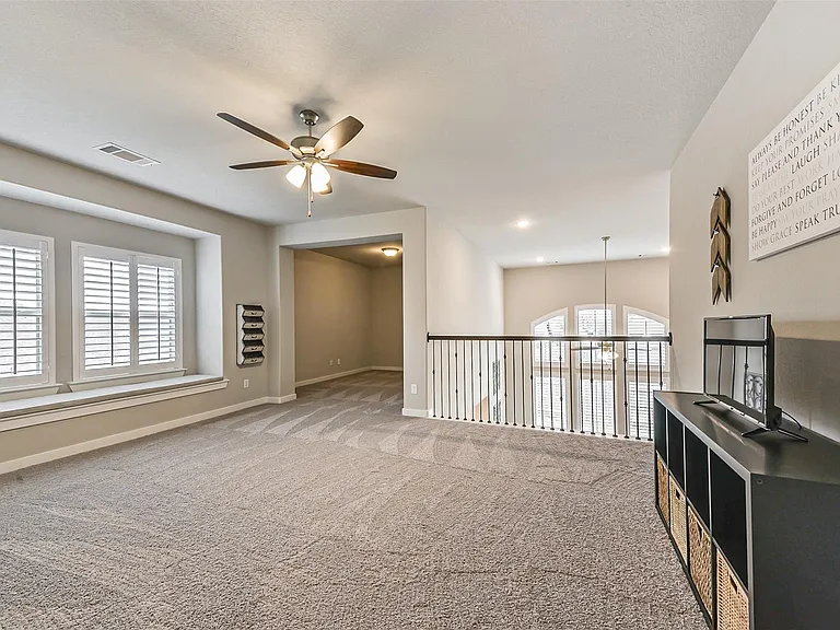 18407 Kilbowie Pl — Photo 31