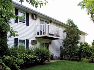 231 Walnut St APT 5, Oregon, WI 53575
