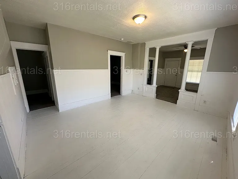 1405 S Main St — Photo 6