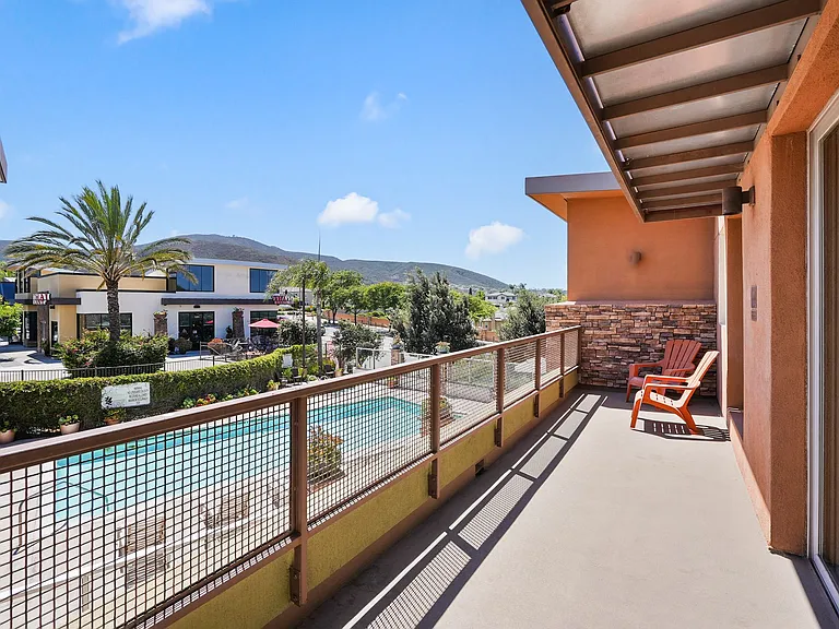 Gym Balcony