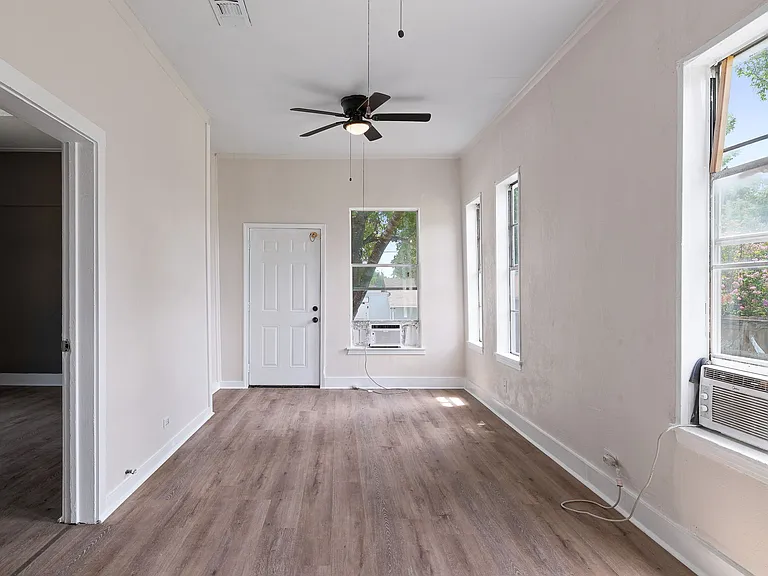 117 Odis — Photo 5