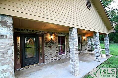 4th image of 206 Farm Road 3105
