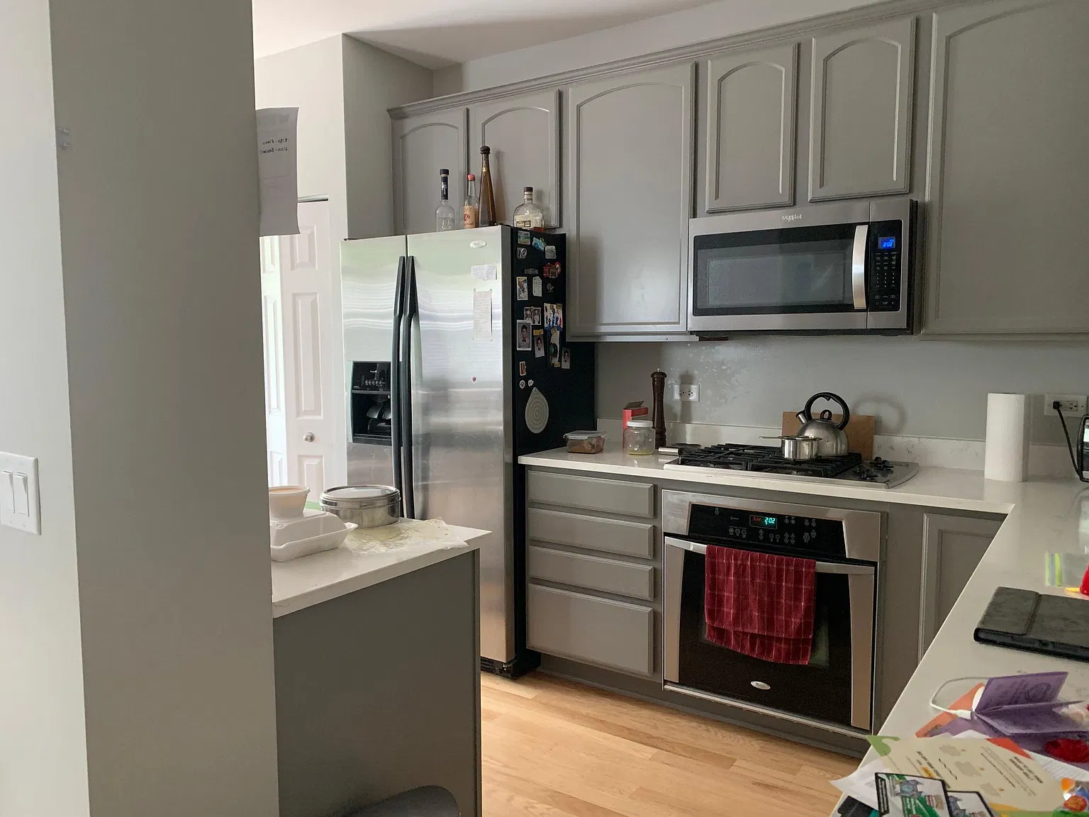 3 bed, 2395 sqft, $3,000 — Photo 1