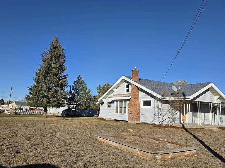 207 W Park St — Photo 33