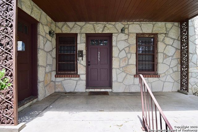 1st image of 203 E Rosewood Ave APT 5