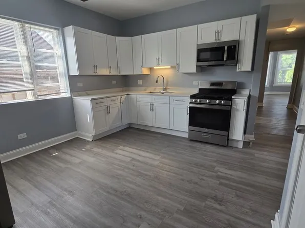 1111 W 62nd St, Chicago, IL 60621