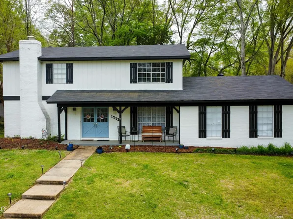 1212 Huntcliff Way, Clinton, MS 39056