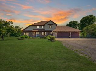 8155 210th St N, Forest Lake, MN 55025