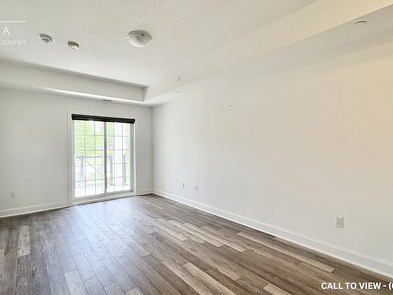 50 Lakebreeze Dr #105 — Photo 1