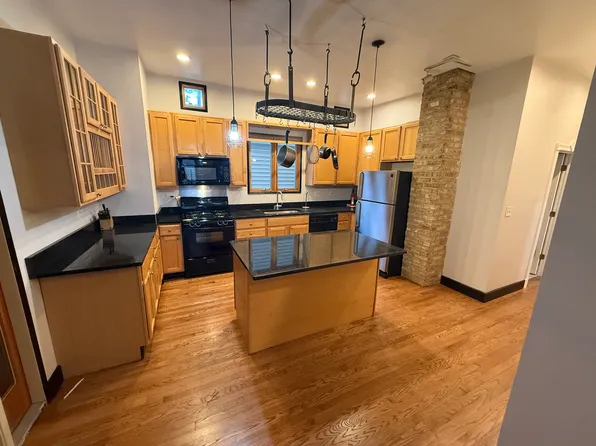 2111 W Wilson Ave #1, Chicago, IL 60625