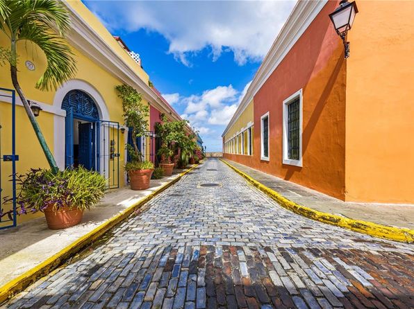 10 McArthur St, San Juan, PR 00901