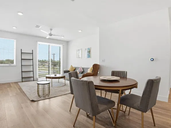 2709 E 5th St #1306, Austin, TX 78702
