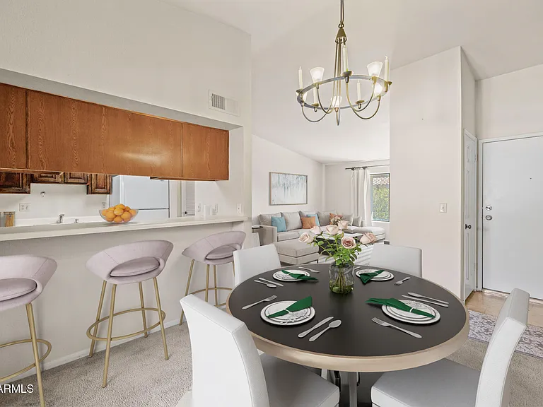 1402 E Guadalupe Rd #215 — Photo 3