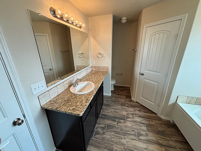6700 Cattleman Dr — Photo 17