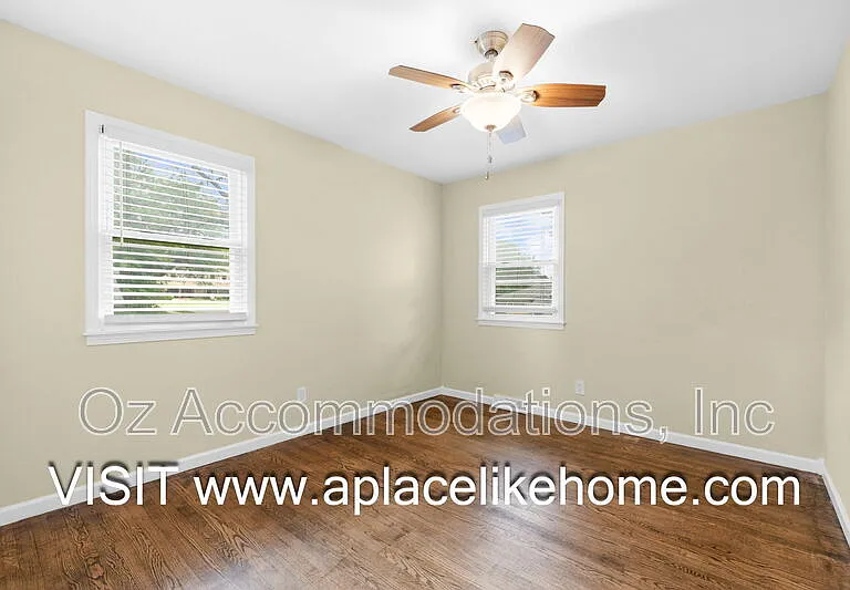9514 Glenwood St — Photo 22