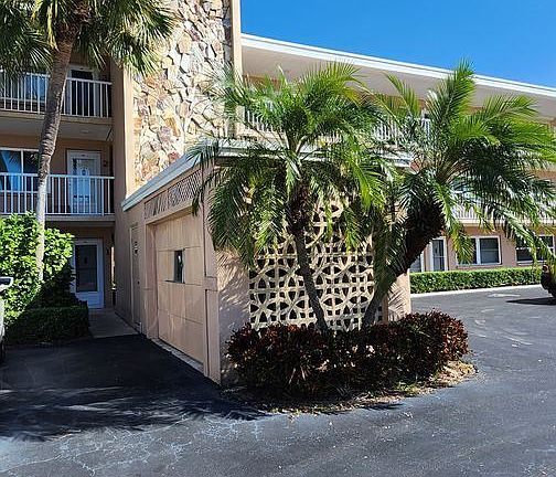 5th image of 6161 Gulf Winds Dr APT 245
