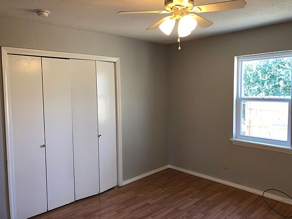 5th image of 127 N Florene St