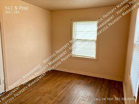 5th image of 941 N Pine St