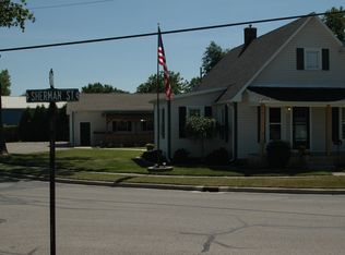 226 Sherman St, Blissfield, MI