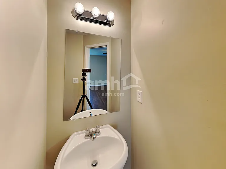 14716 Castletown House Dr — Photo 8