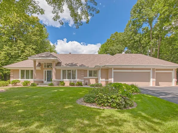 525 Evergreen Ln N, Plymouth, MN 55441