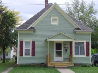 847 W Homer St, Freeport, IL 61032