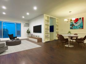 220 S Gale Dr, Beverly Hills, CA