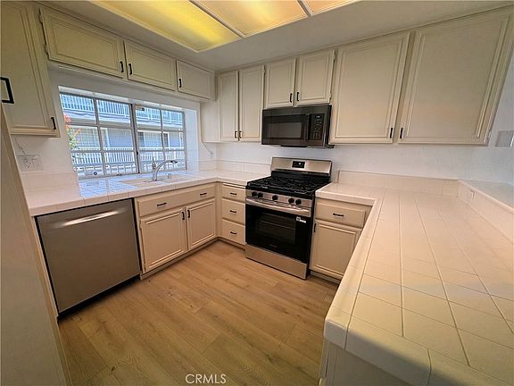 5th image of 1418 Brett Pl Unit 206