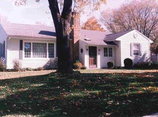 550 Howard St, Chelsea, MI 48118