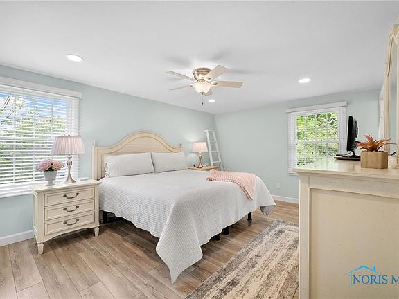 4th image of 613 McKinley Dr